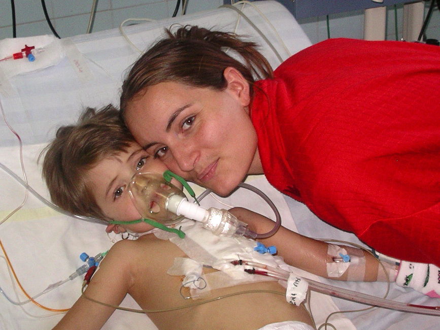 INSTITUTUL INIMII CLUJ NAPOCA - COPIL OPERAT PE CORD INSTITUTUL INIMII CLUJ NAPOCA - COPIL OPERAT PE CORD