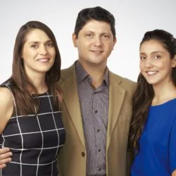 TITUS CORLATEAN SI FAMILIA SA BINECUVANTATA DE DUMNEZEU