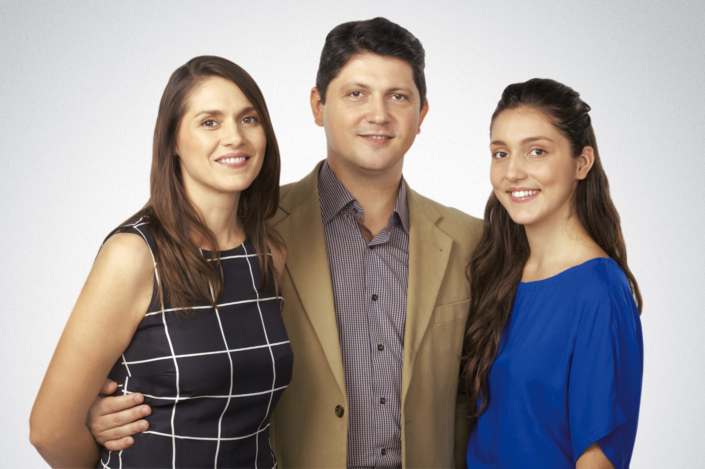 TITUS CORLATEAN SI FAMILIA SA BINECUVANTATA DE DUMNEZEU