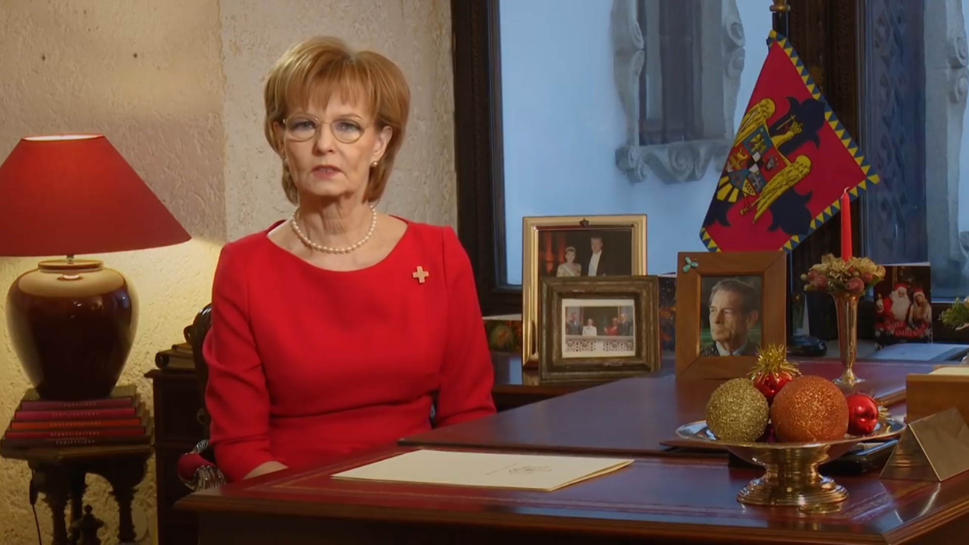 PRINCIPESA MARGARETA A ROMANIEI - CUSTODELE COROANEI REGALE PRINCIPESA MARGARETA A ROMANIEI - CUSTODELE COROANEI REGALE