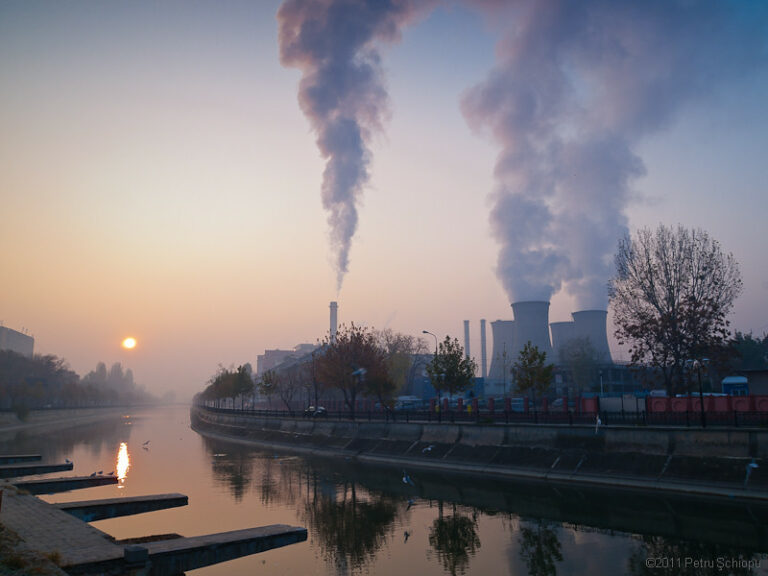 CET GROZAVESTI RESPONSABIL DE POLUAREA CUMPLITA DIN BUCURESTI CET GROZAVESTI RESPONSABIL DE POLUAREA CUMPLITA DIN BUCURESTI