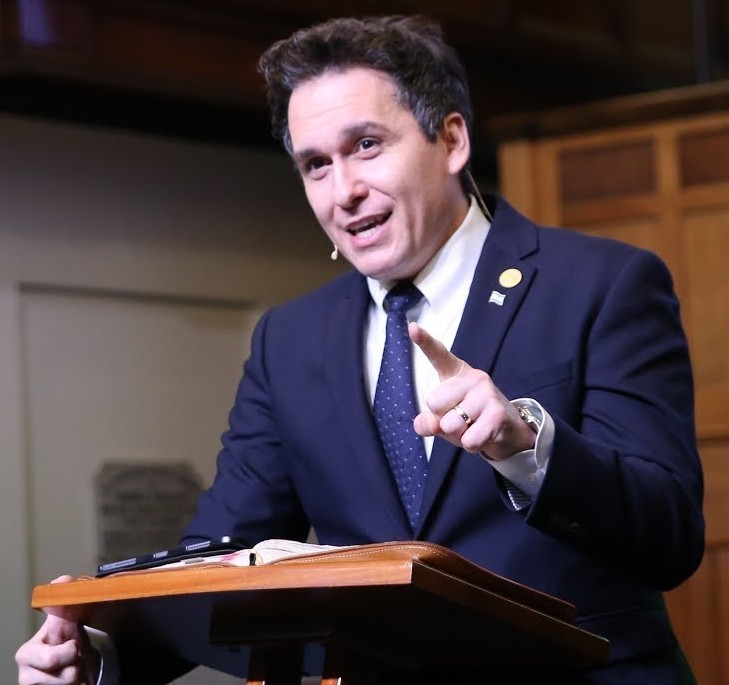 PASTOR FLORIN ANTONIE - BISERICA GENESIS - LONDRA PASTOR FLORIN ANTONIE - BISERICA GENESIS - LONDRA